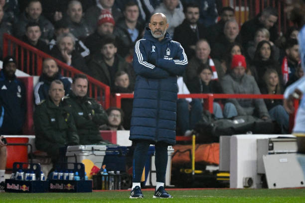 认为足以在 认为足以在